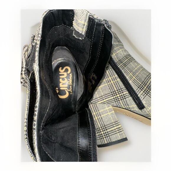 Circus by Sam Edelman Hardee Plaid Ankle Boots Size 7M Block Heel Zip - Picture 5 of 6